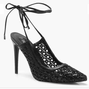 Size 8. Beautiful sexy high heel ankle/leg strap. Worn once.